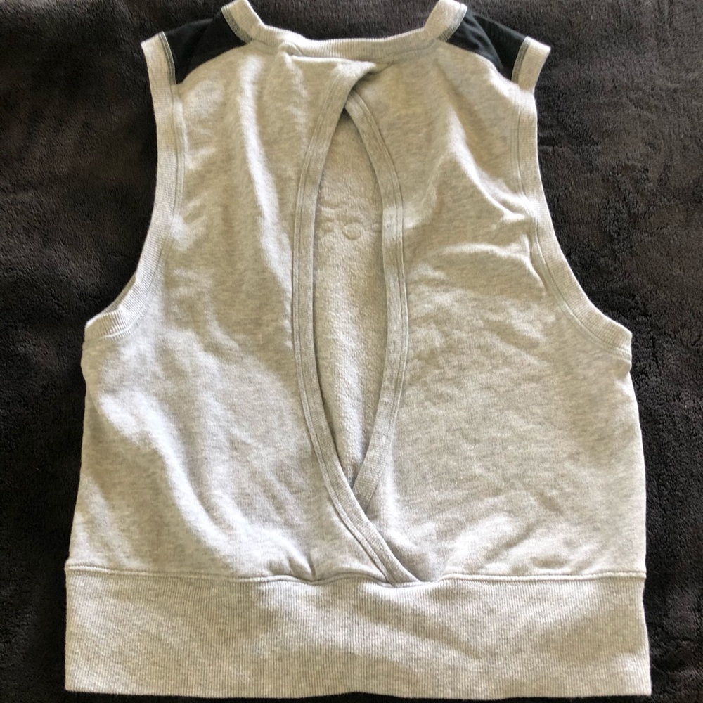 VS sweatshirt tank